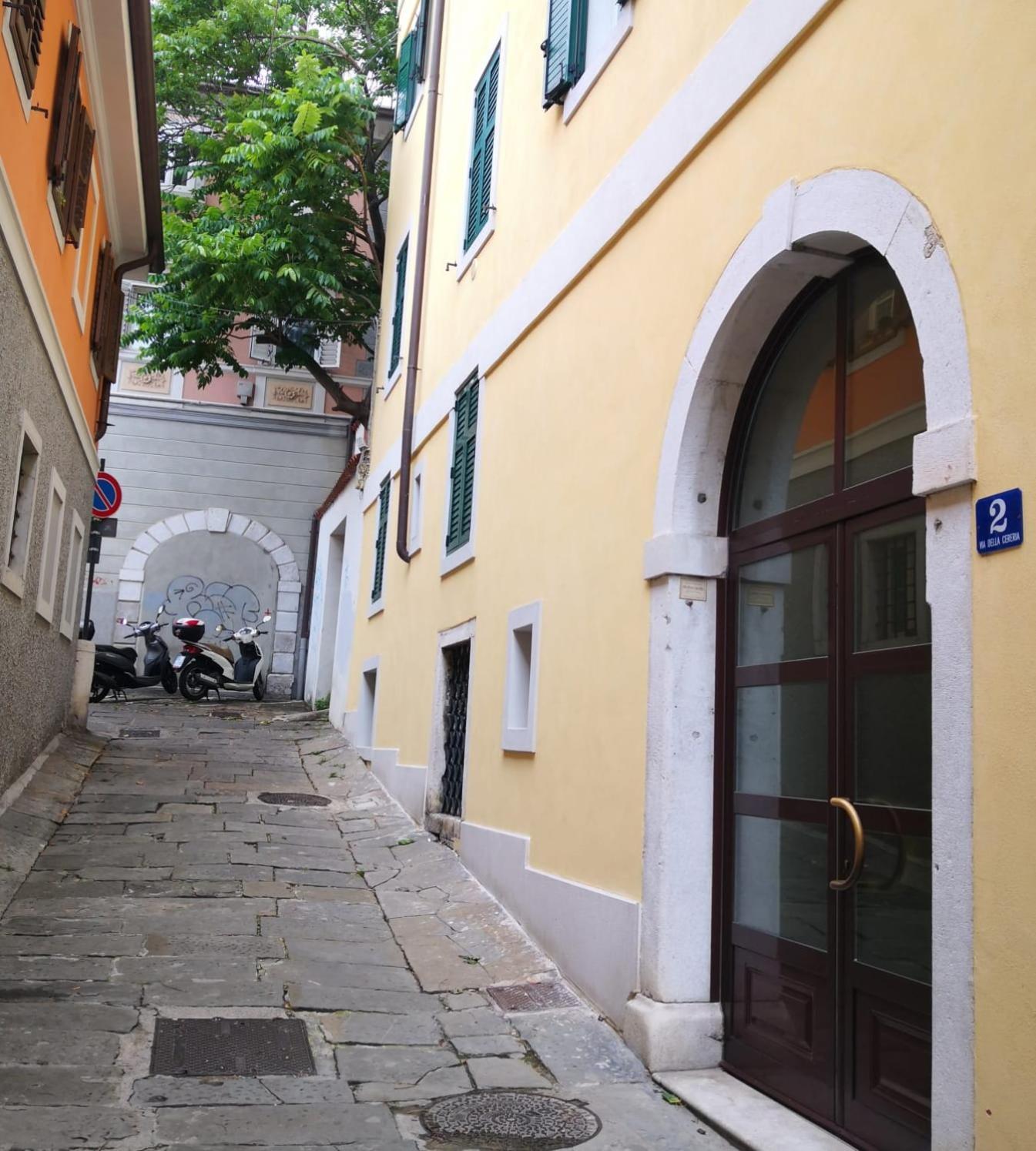 Antico Borgo Apartment Trieste Eksteriør billede